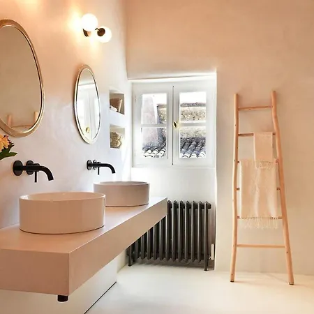 Charme De L'ancien, Renovation De Gamme - Maison Spacieuse Avec Jardin Et Terrasse - Fr-1-434-60 * Les Portes-en-Re