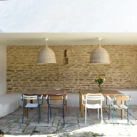 Charme De L'ancien, Renovation De Gamme - Maison Spacieuse Avec Jardin Et Terrasse - Fr-1-434-60 *